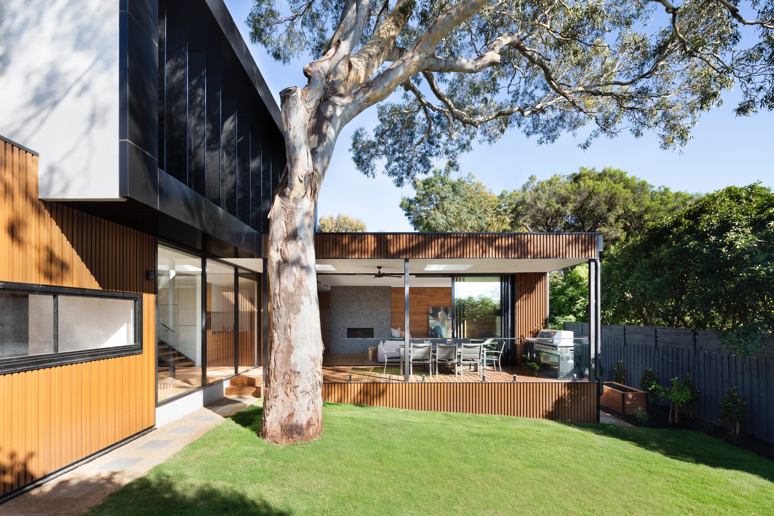 Jolie petite maison avec jardin à Bouveret